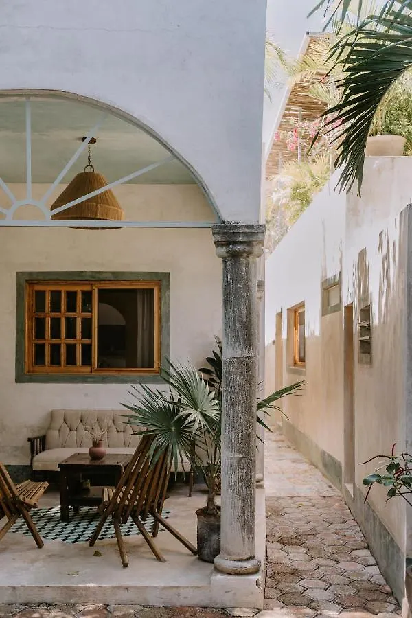 Casa Mezcla - Bed & Breakfast Merida Mexico